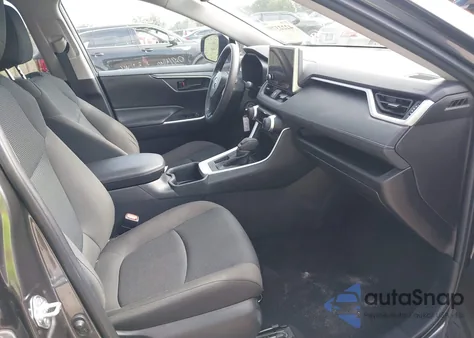 2023 Toyota Rav4 Le z USA, uszkodzony, nr VIN 2T3H1RFV5PC232219